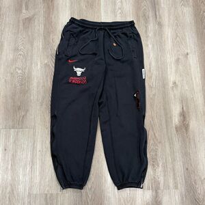 Chicago Bulls Nike NBA City Edition Sweatpants Men's Large Madhouse on Madison